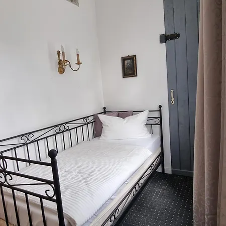 Binderburg, Lejlighed Jena