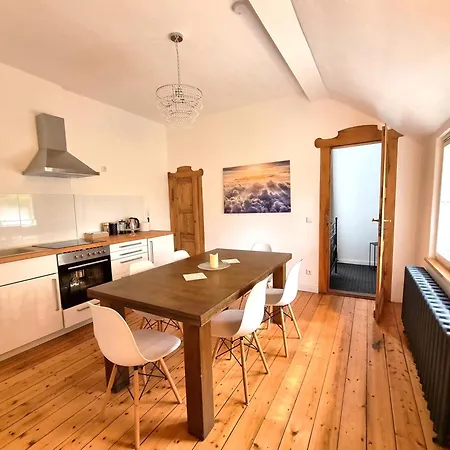 Binderburg, Apartment