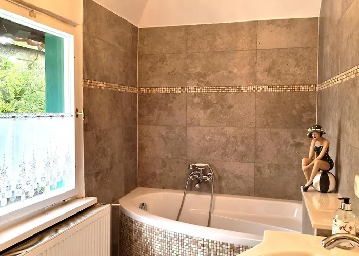 Binderburg, Apartamento Jena